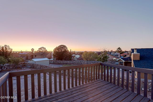 929 Totonaca Lane, El Paso, TX 79912