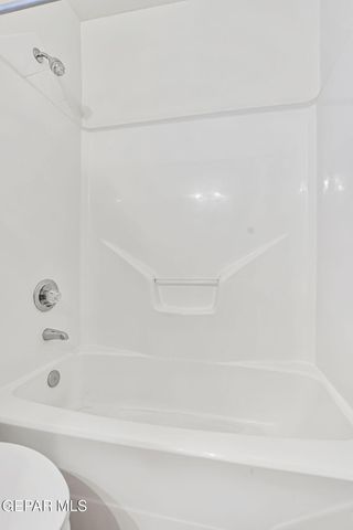 929 Totonaca Lane, El Paso, TX 79912