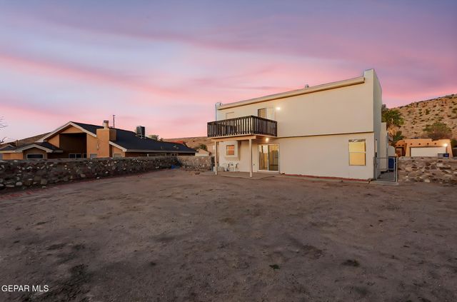 929 Totonaca Lane, El Paso, TX 79912