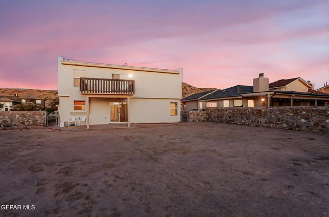 929 Totonaca Lane, El Paso, TX 79912