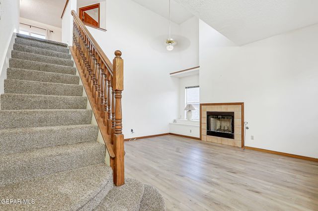 929 Totonaca Lane, El Paso, TX 79912