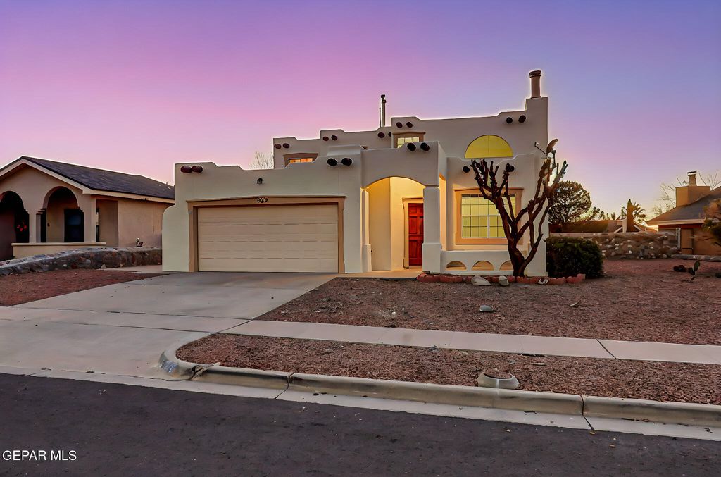 929 Totonaca Lane, El Paso, TX 79912