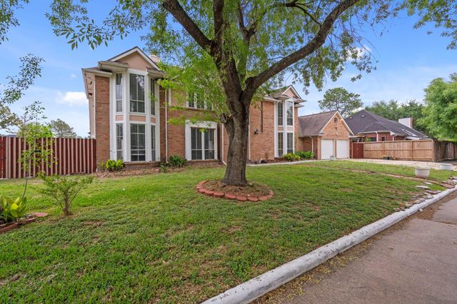 13051 Meadowline Drive, Houston, TX 77082