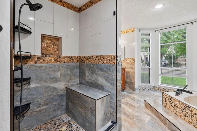 13051 Meadowline Drive, Houston, TX 77082