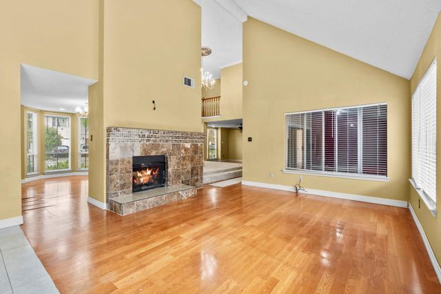 13051 Meadowline Drive, Houston, TX 77082