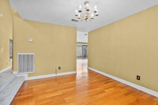 13051 Meadowline Drive, Houston, TX 77082