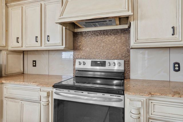 13051 Meadowline Drive, Houston, TX 77082