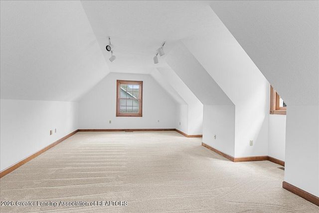 3930 Camperdown Drive, Lansing, MI 48911