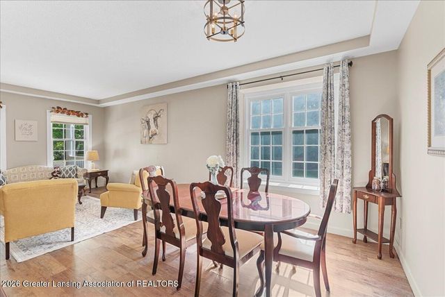 3930 Camperdown Drive, Lansing, MI 48911