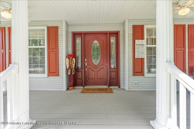 3930 Camperdown Drive, Lansing, MI 48911