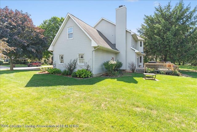 3930 Camperdown Drive, Lansing, MI 48911