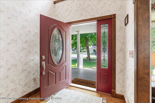 3930 Camperdown Drive, Lansing, MI 48911