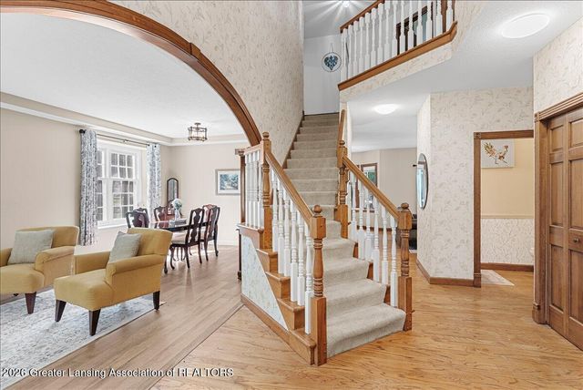 3930 Camperdown Drive, Lansing, MI 48911