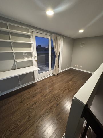 860 N ELSTON Avenue 5, Chicago, IL 60622