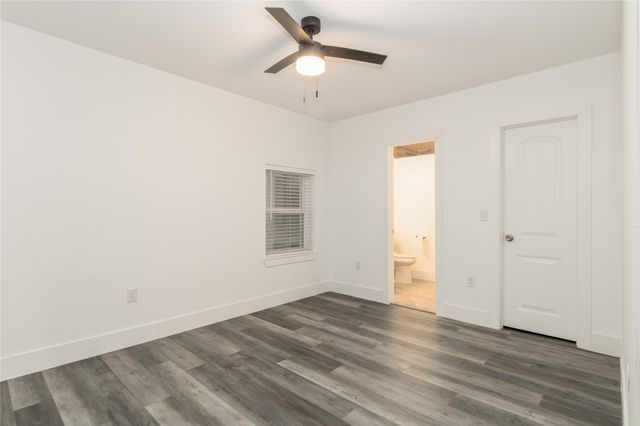 942 COUNTY ROAD 2240, Corsicana, TX 75109