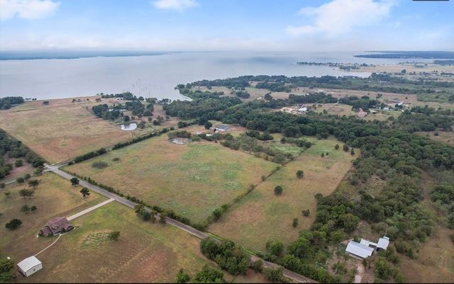 942 COUNTY ROAD 2240, Corsicana, TX 75109