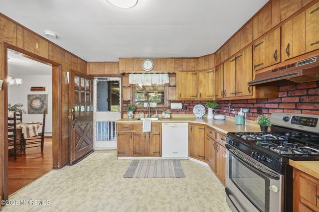 2061 Florence Avenue, Hazlet, NJ 07730