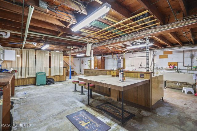 2061 Florence Avenue, Hazlet, NJ 07730