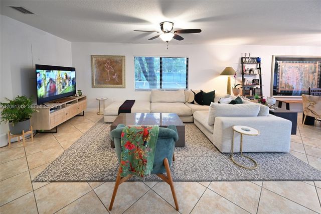 3813 Simms Street 3813, Hollywood, FL 33021