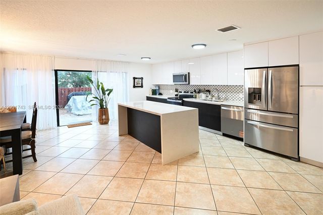 3813 Simms Street 3813, Hollywood, FL 33021
