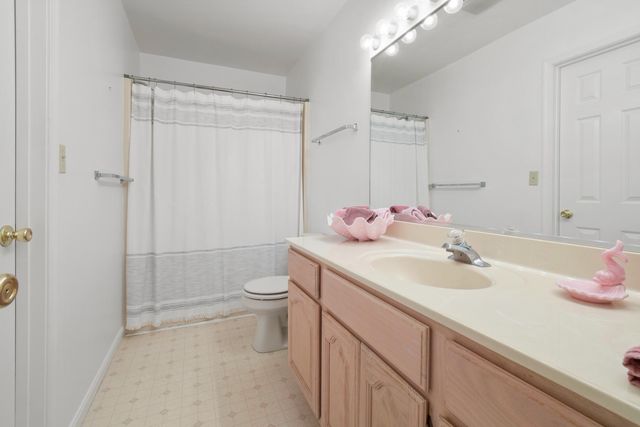 70 CAPETOWN RD, Ocean Pines, MD 21811