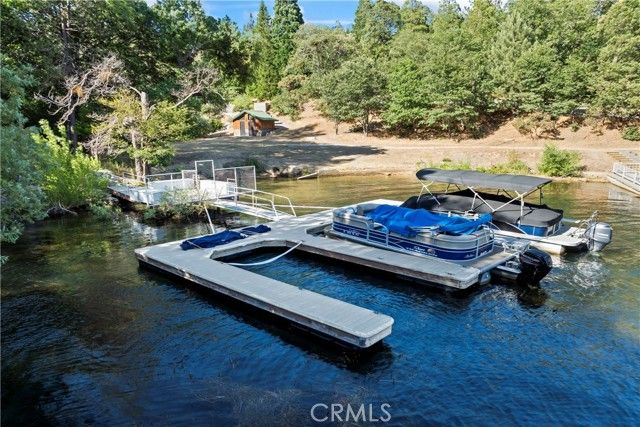 72 N Winter Harbor Cove C, Lake Arrowhead, CA 92352