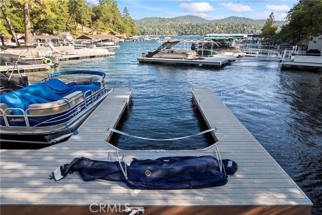 72 N Winter Harbor Cove C, Lake Arrowhead, CA 92352