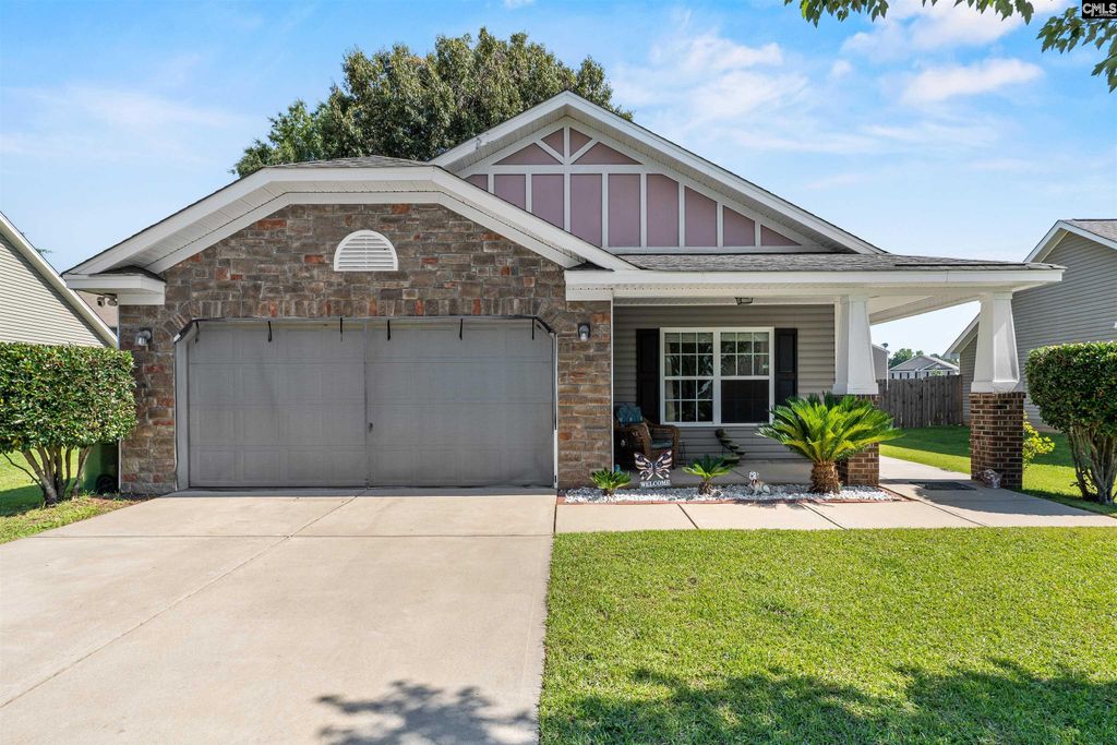 942 Farnsworth Drive, Hopkins, SC 29061