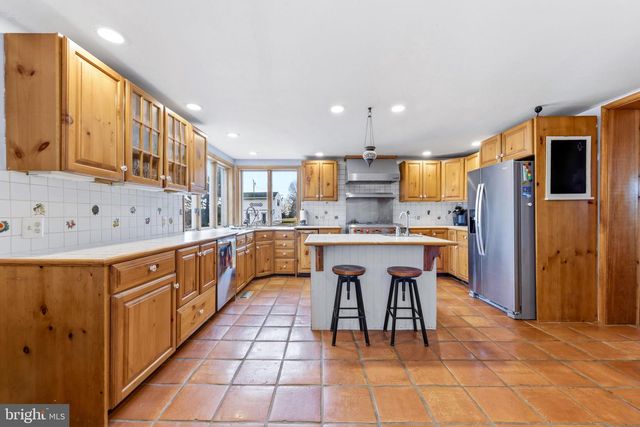 2726 MOUNT CARMEL RD, Parkton, MD 21120