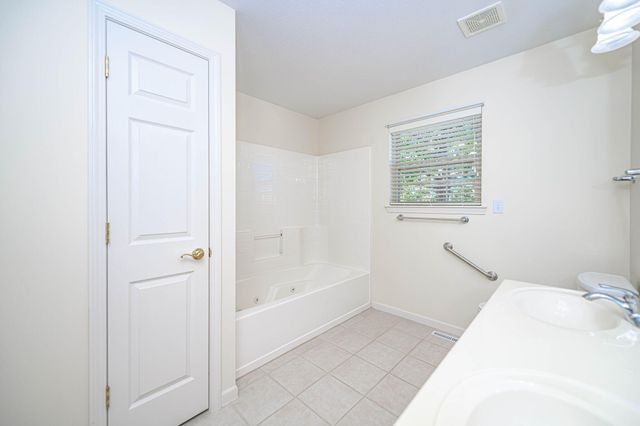 3813 KOALA DR, Columbia, MO 65202