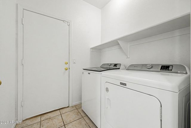 6622 W GOLDEN Lane, Glendale, AZ 85302