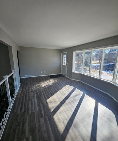 1390 Roosevelt Road, Hastings, MN 55033