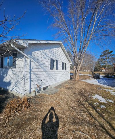 1390 Roosevelt Road, Hastings, MN 55033