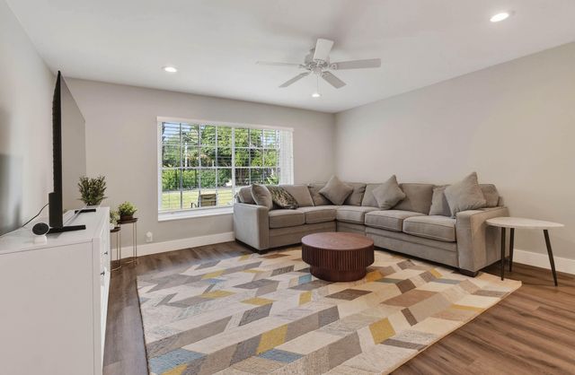11521 Landing Place E1, North Palm Beach, FL 33408