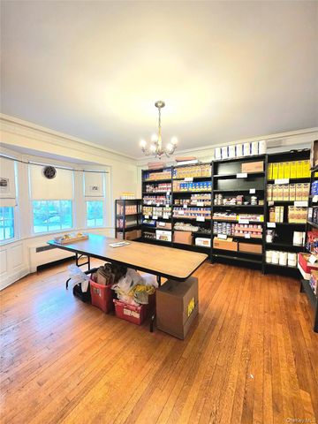 1379 Noel Avenue, Hewlett, NY 11557