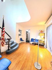 1379 Noel Avenue, Hewlett, NY 11557