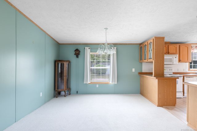 8 Haley Lane, Windham, CT 06256