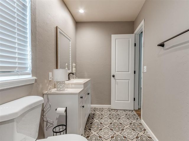 8704 Dena Lane, Oklahoma City, OK 73132