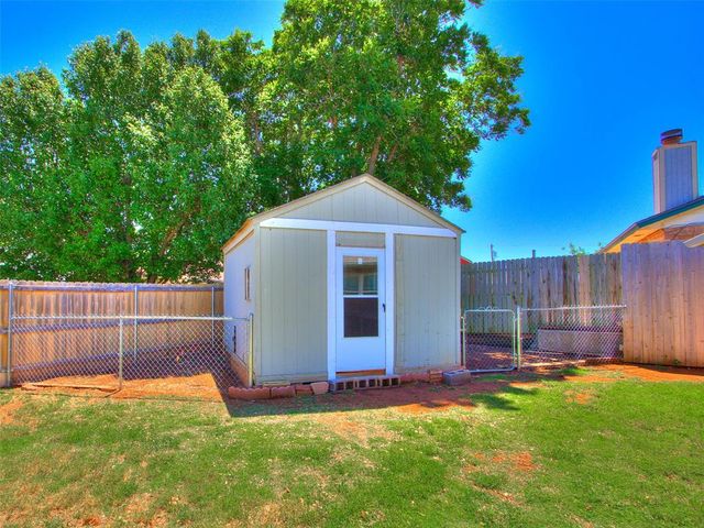 8704 Dena Lane, Oklahoma City, OK 73132