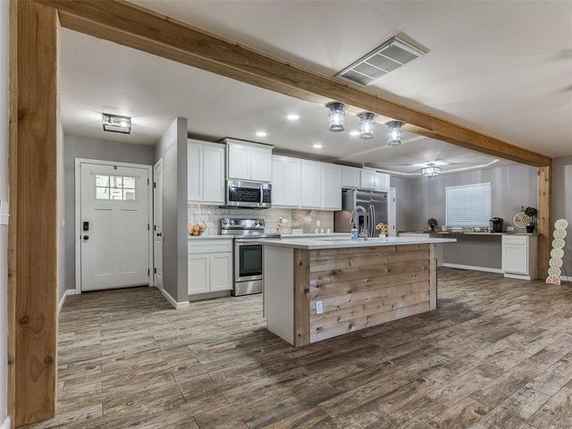 8704 Dena Lane, Oklahoma City, OK 73132