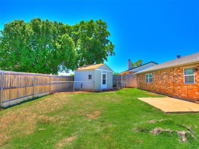 8704 Dena Lane, Oklahoma City, OK 73132