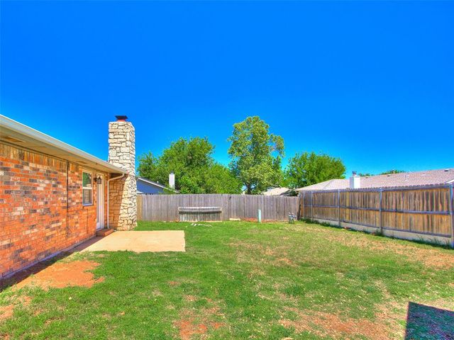8704 Dena Lane, Oklahoma City, OK 73132