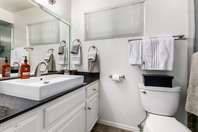 1625 E GREENWAY Street, Mesa, AZ 85203