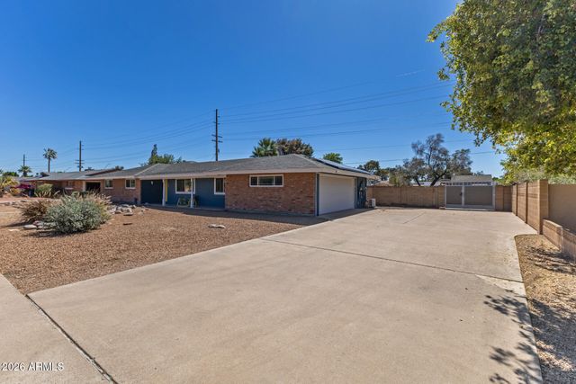 1625 E GREENWAY Street, Mesa, AZ 85203