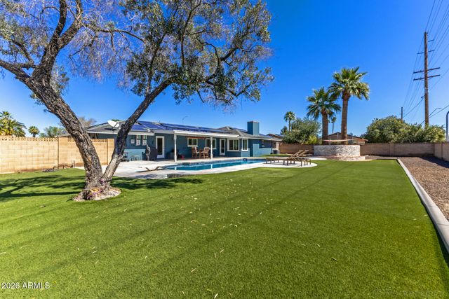 1625 E GREENWAY Street, Mesa, AZ 85203