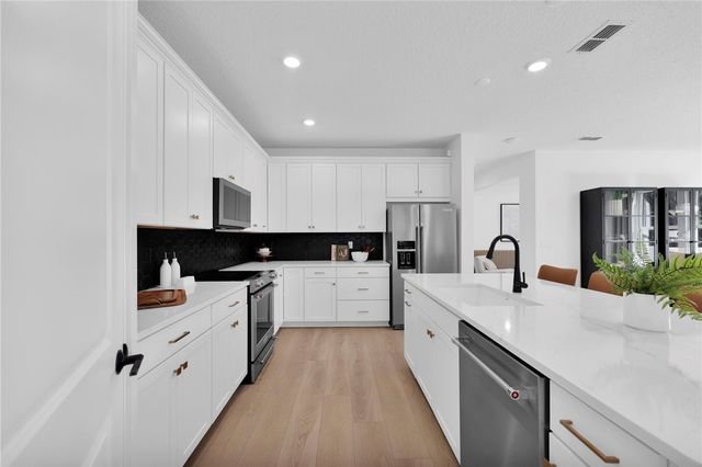 141 Madeline Taylor Place, Kingsland, GA 31548