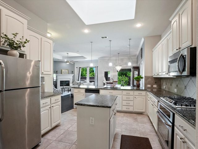 1315 Savona Lane, Lewisville, TX 75077