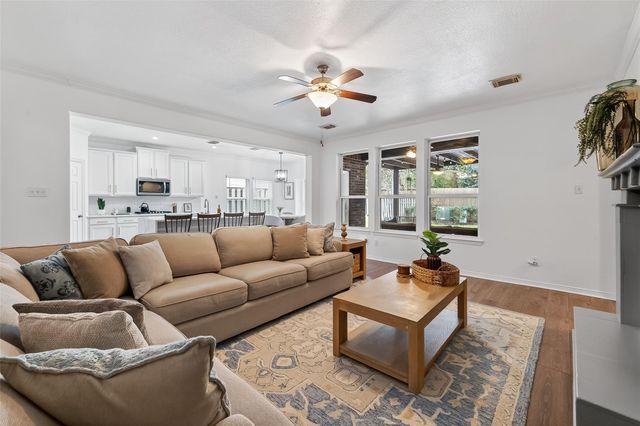 66 S Longsford Circle, The Woodlands, TX 77382