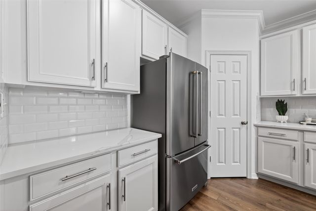 66 S Longsford Circle, The Woodlands, TX 77382