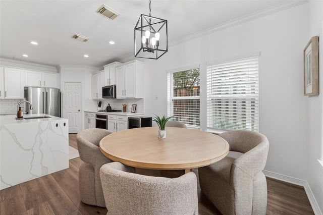 66 S Longsford Circle, The Woodlands, TX 77382